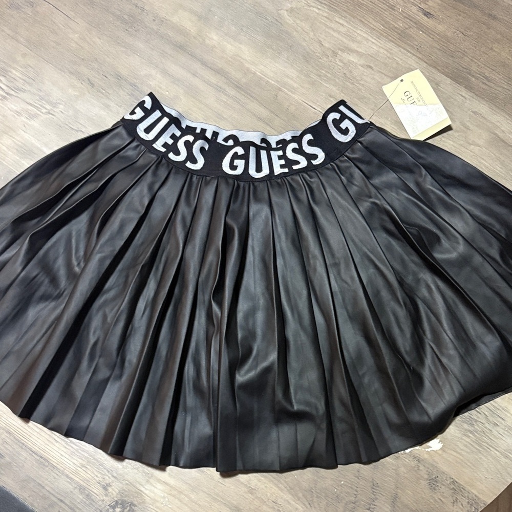 GUESS Black Pleated Faux-Leather Skater Skirt with Branded Elastic Waist